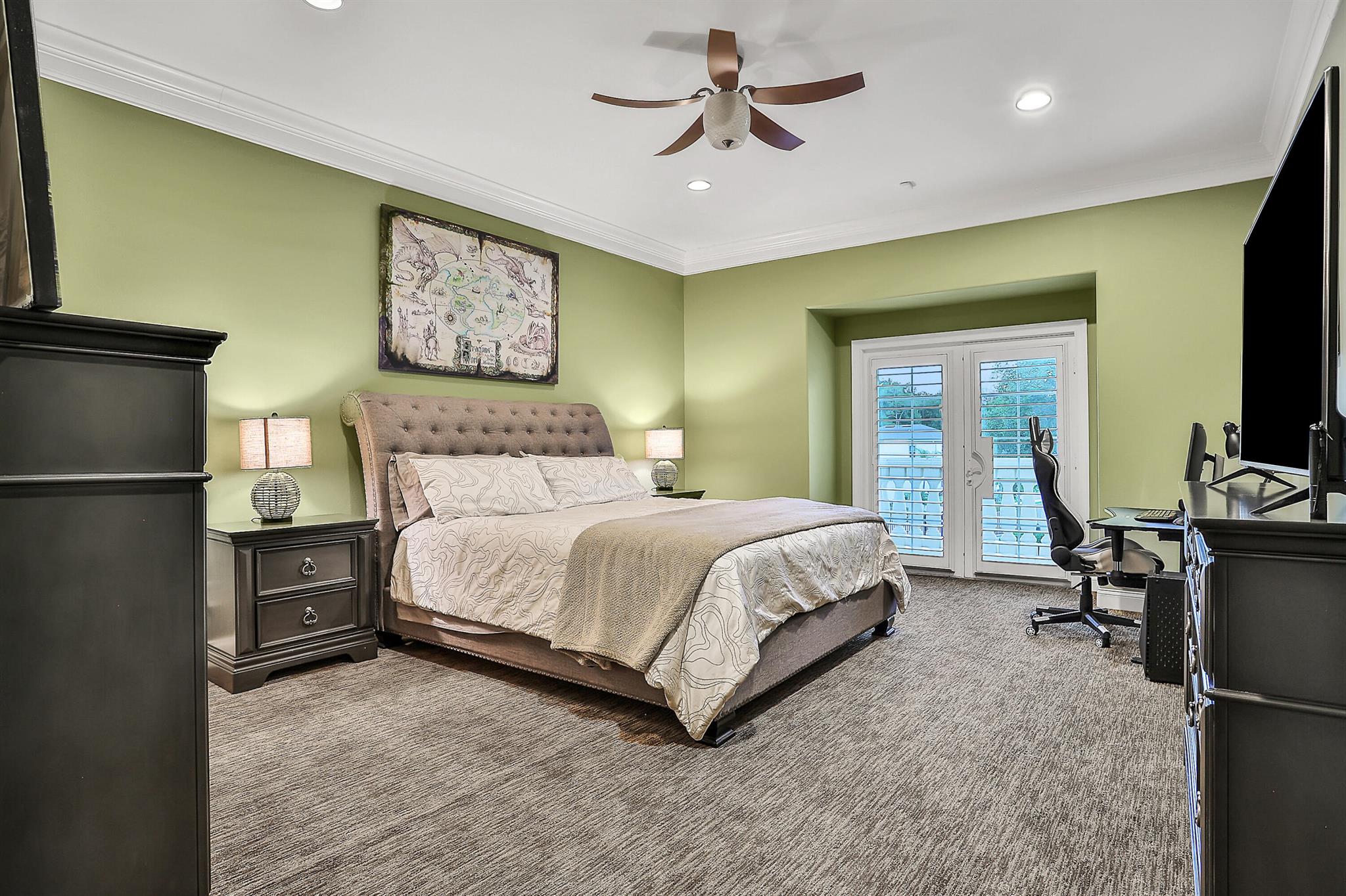 CRESTWOOD ESTATES - Residential