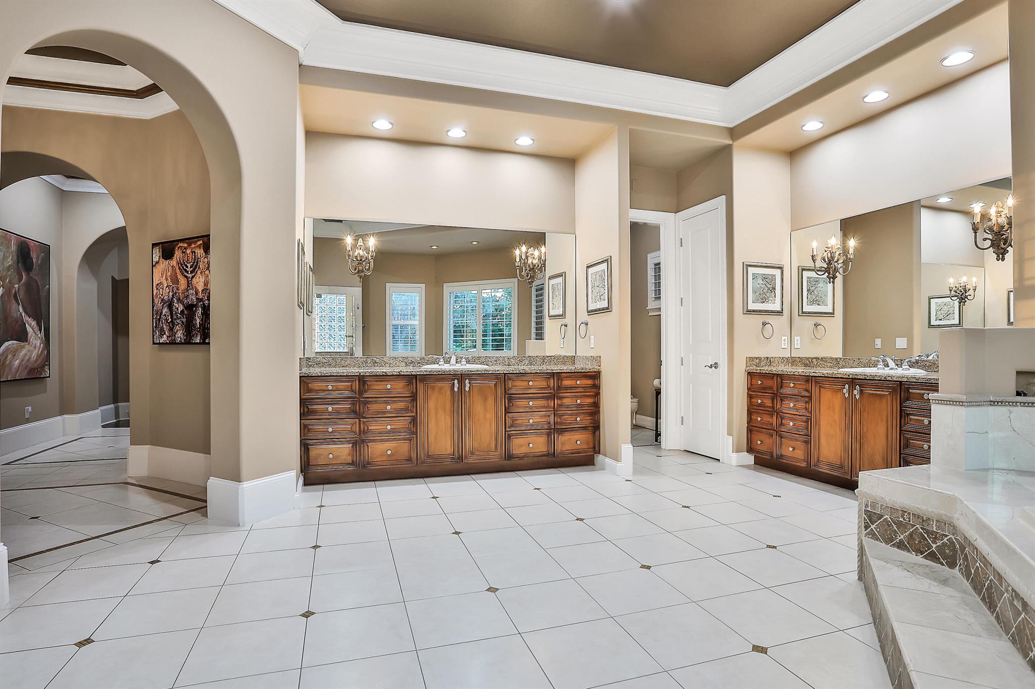 CRESTWOOD ESTATES - Residential