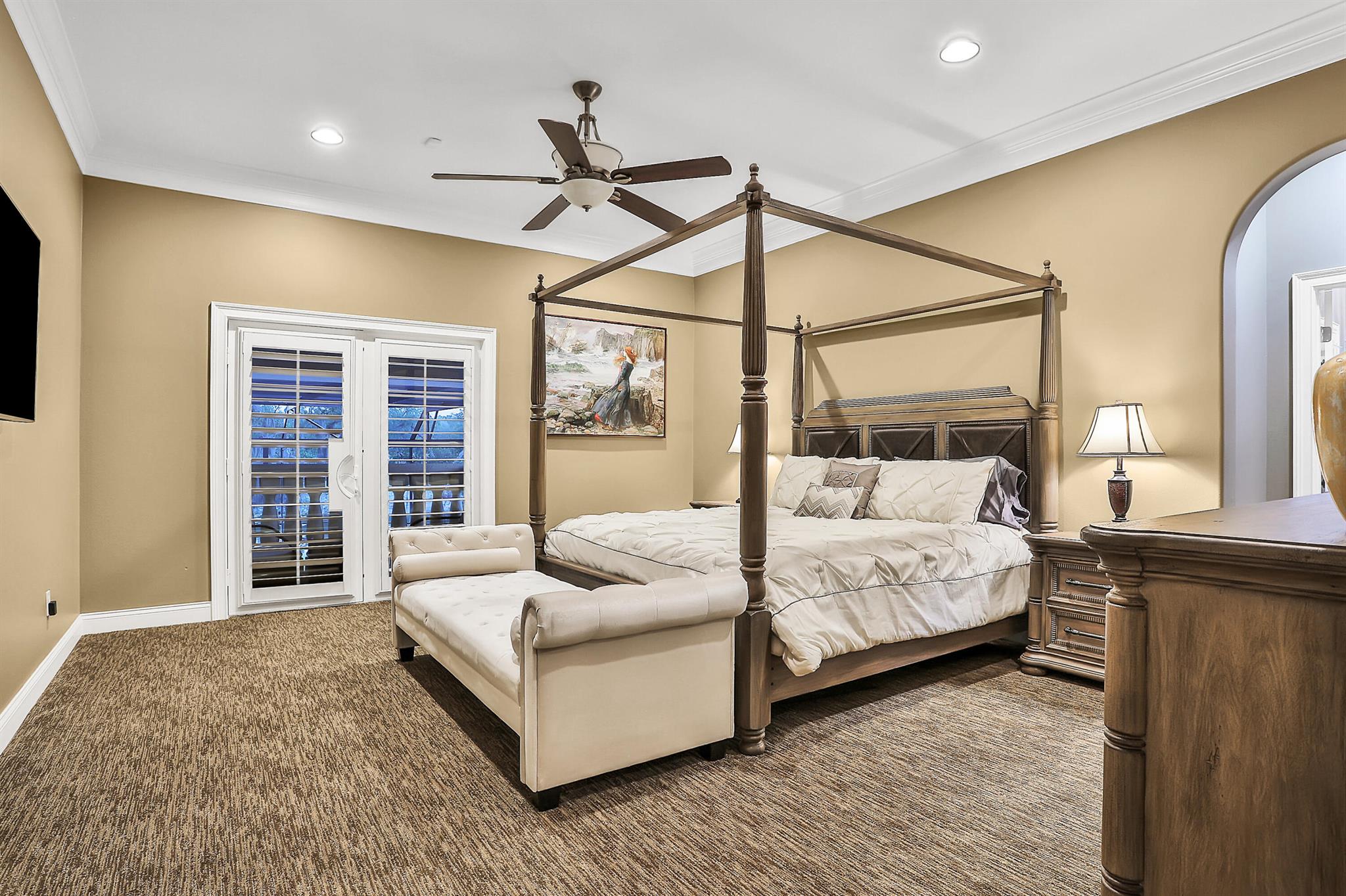 CRESTWOOD ESTATES - Residential