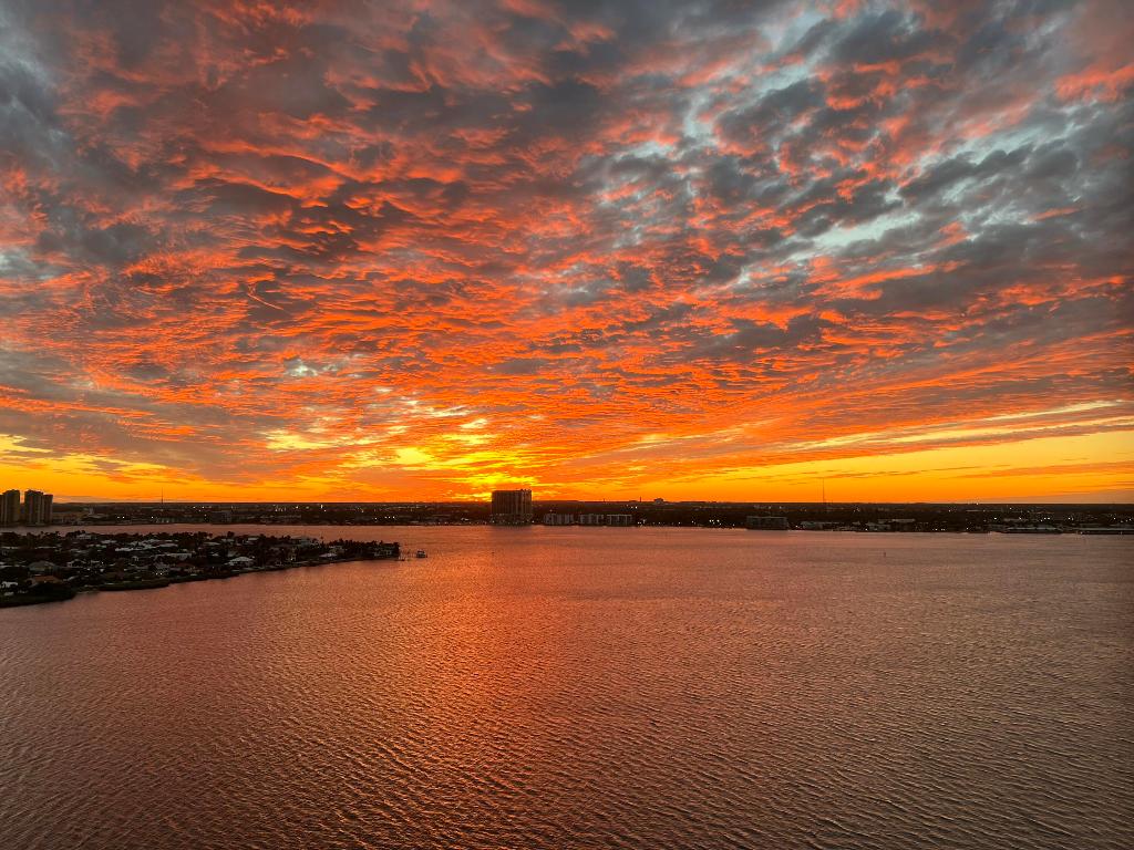 SEAWINDS CONDO - Residential