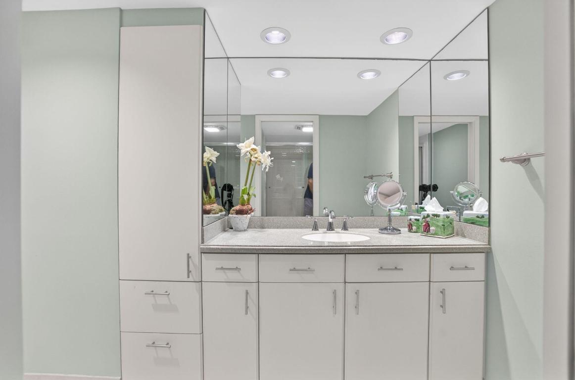 SEAWINDS CONDO - Residential