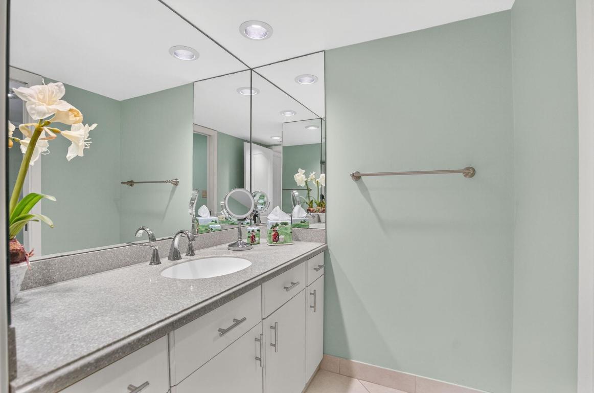 SEAWINDS CONDO - Residential