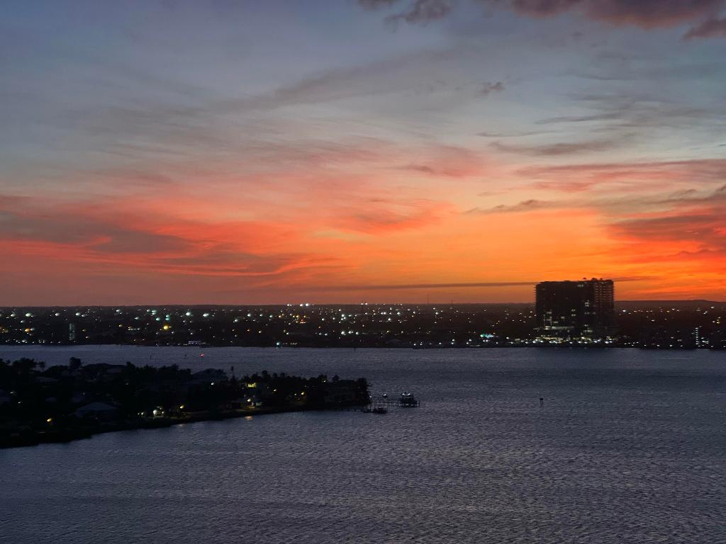 SEAWINDS CONDO - Residential