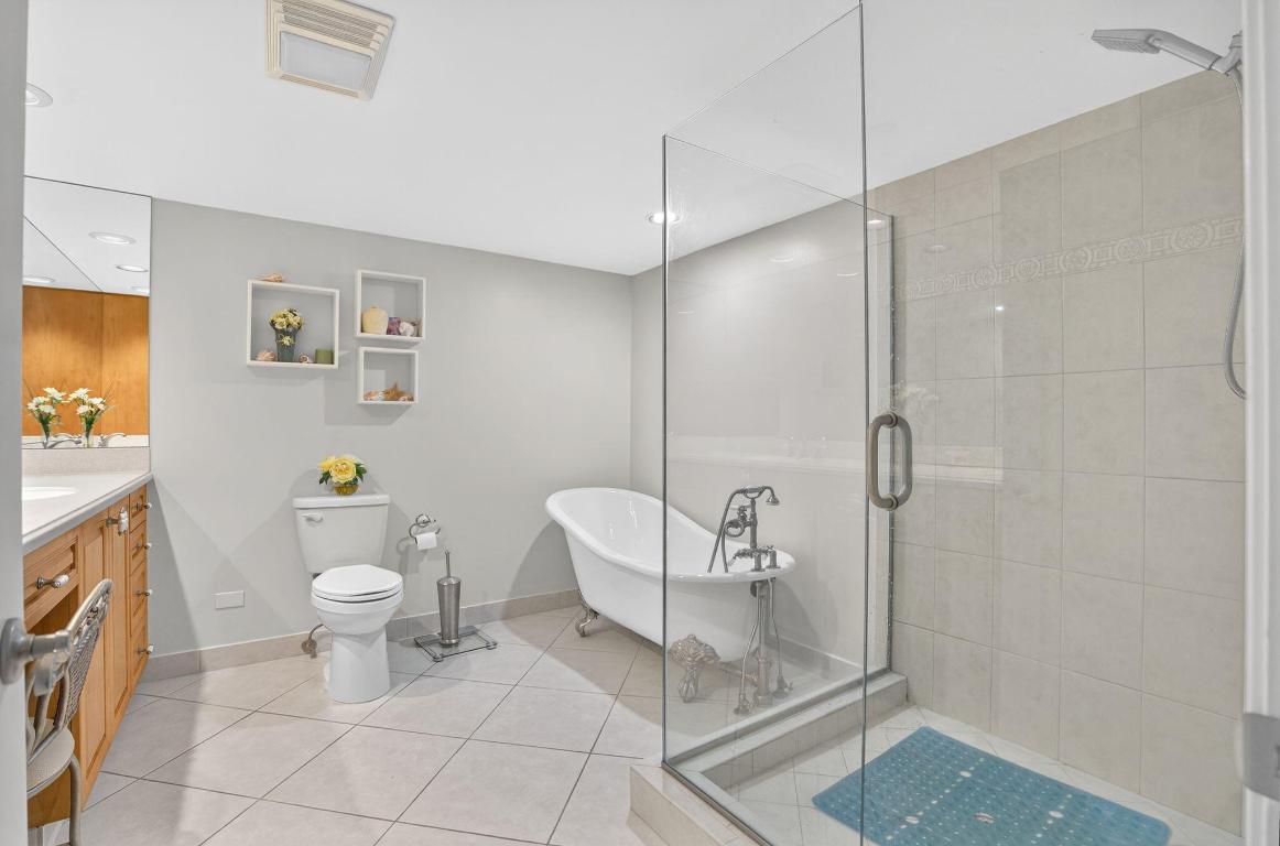 SEAWINDS CONDO - Residential