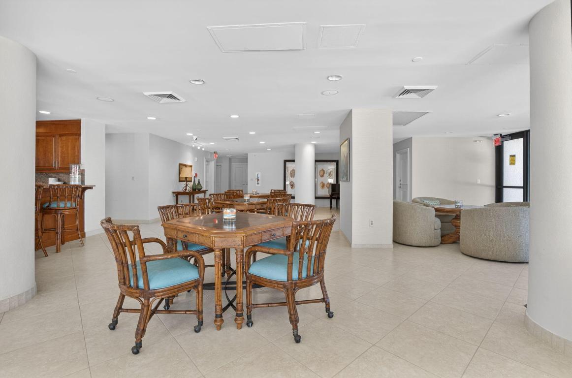 SEAWINDS CONDO - Residential