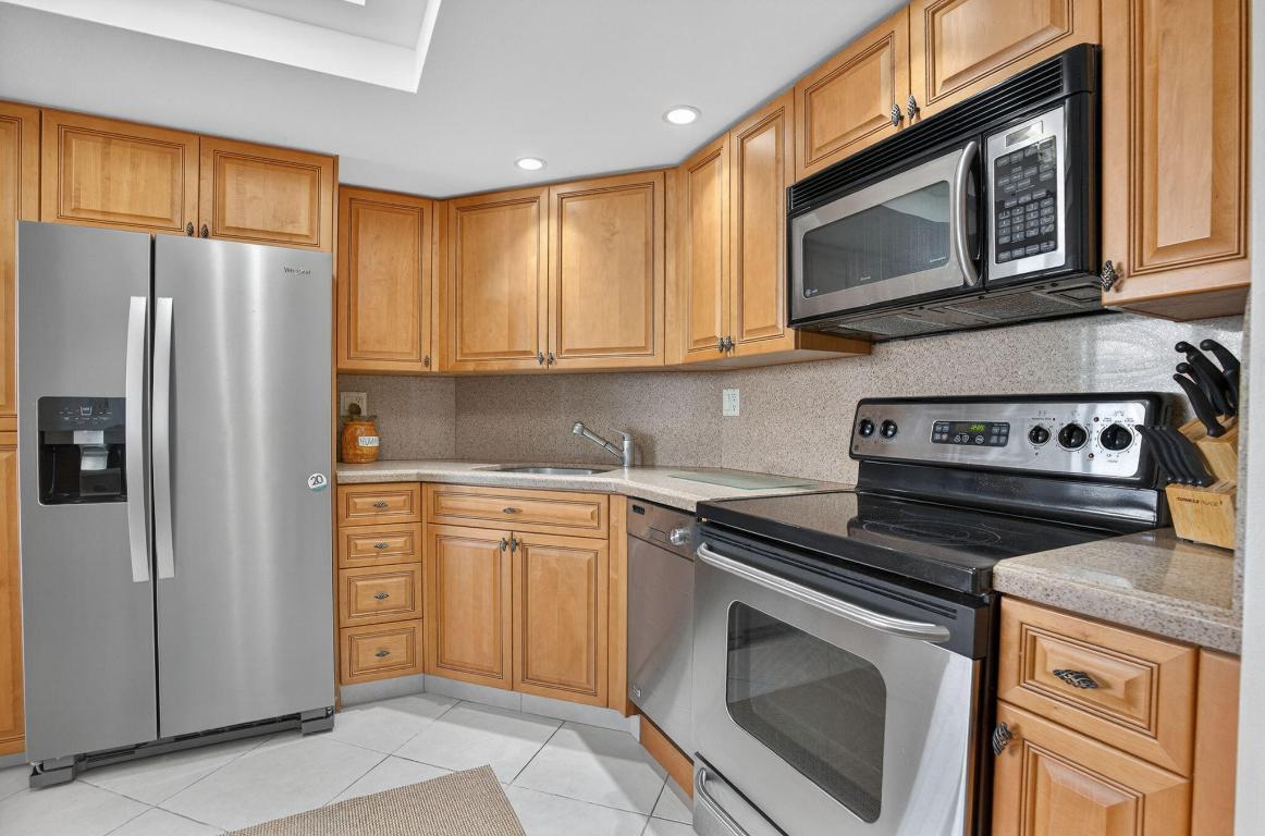 SEAWINDS CONDO - Residential