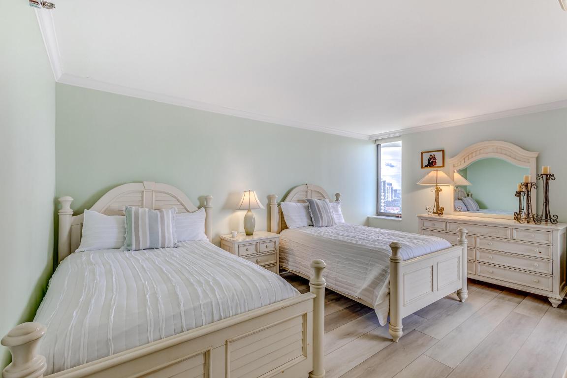 SEAWINDS CONDO - Residential