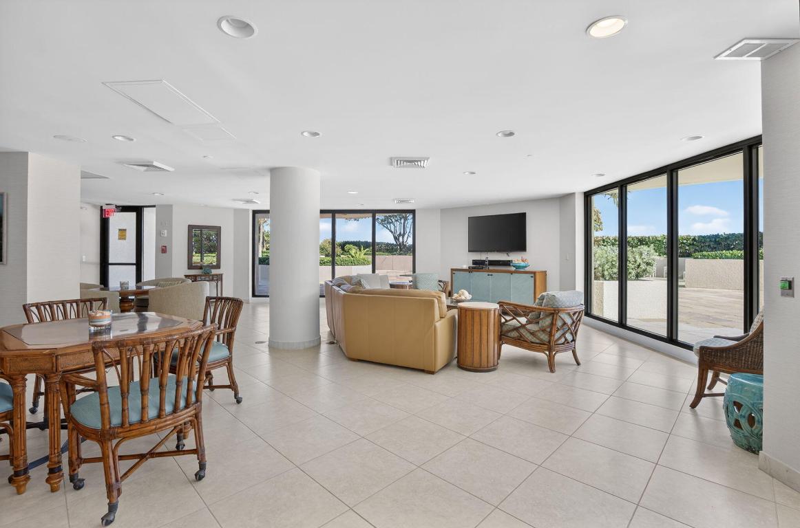 SEAWINDS CONDO - Residential