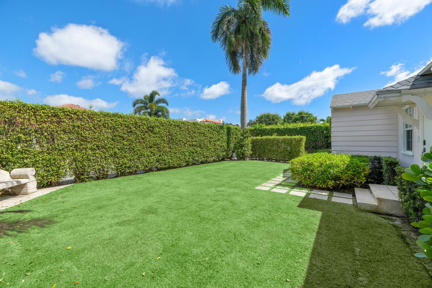 WICKLIFFE PARK ADD TO WPB - Residential Lease