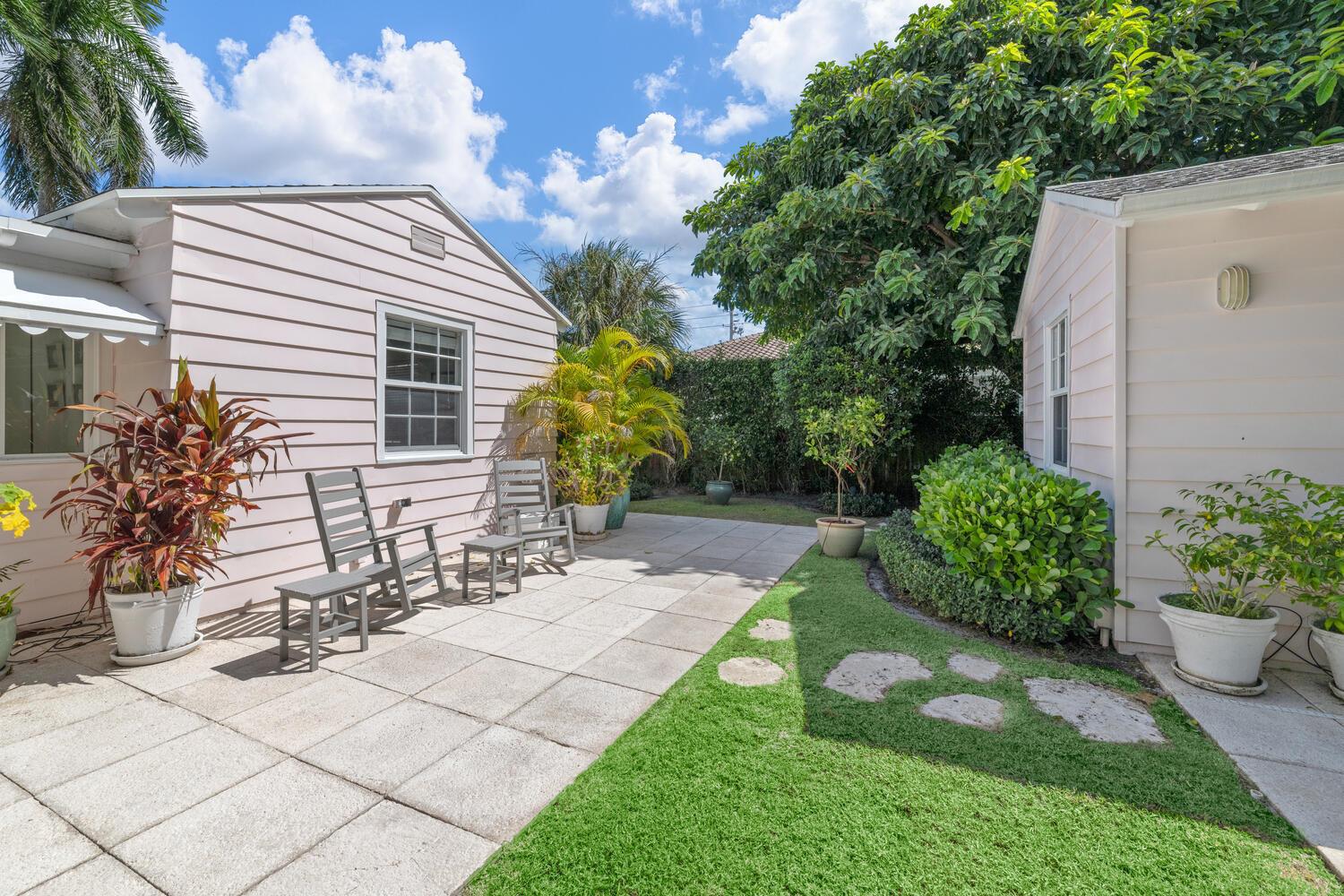 WICKLIFFE PARK ADD TO WPB - Residential Lease