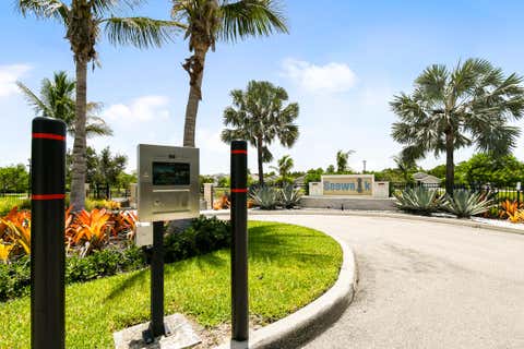 Tiny photo for 1693 NE White Pine Terrace, Jensen Beach, FL 34957 (MLS # B26054463)