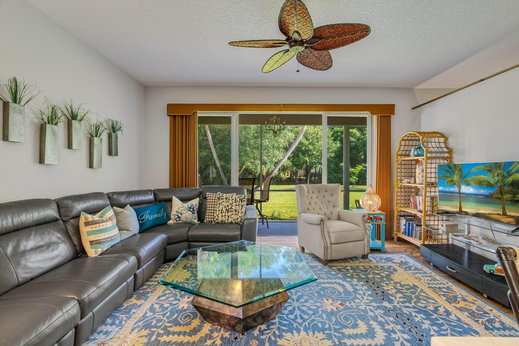 EMERALD ESTATES SUB - Residential