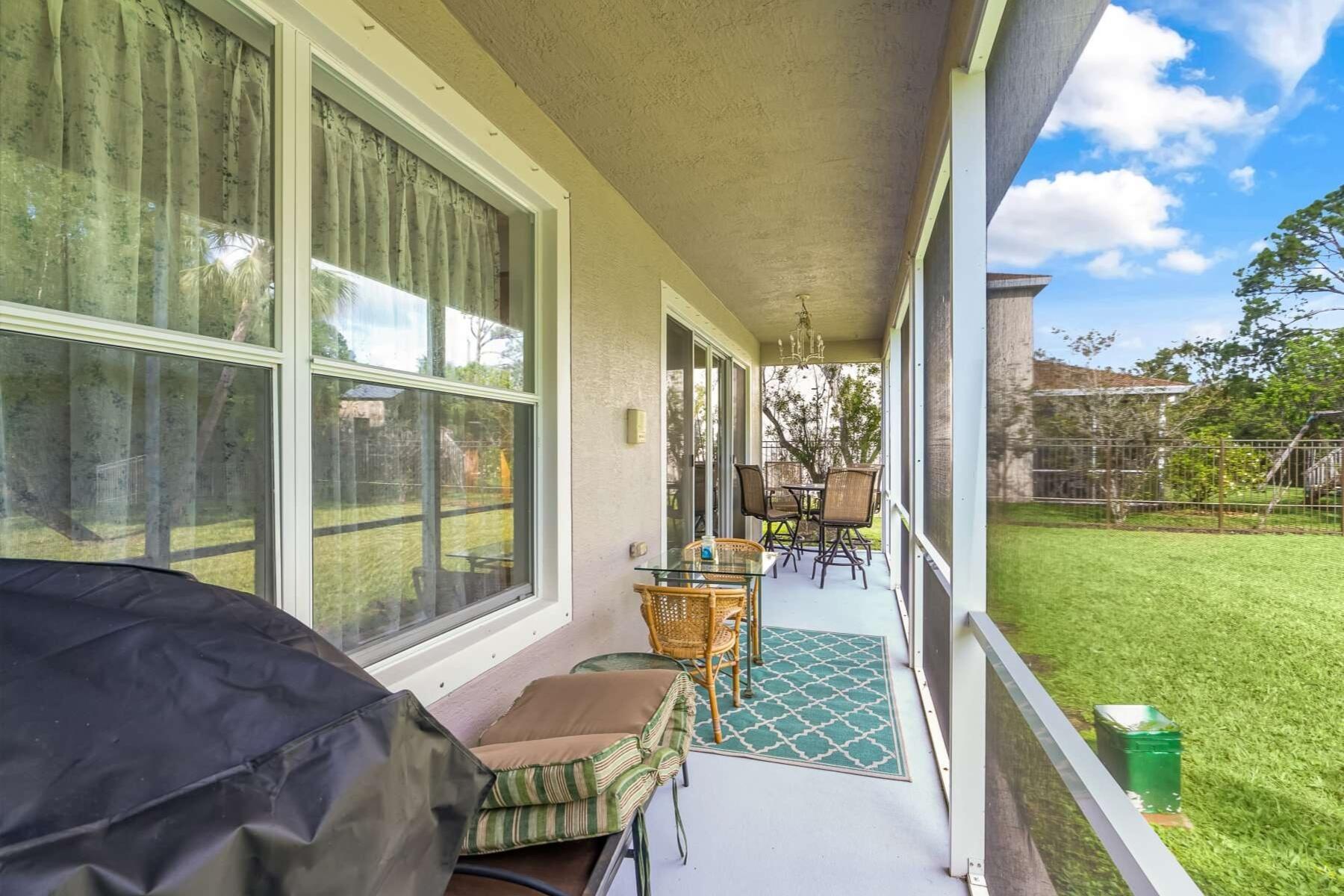 EMERALD ESTATES SUB - Residential