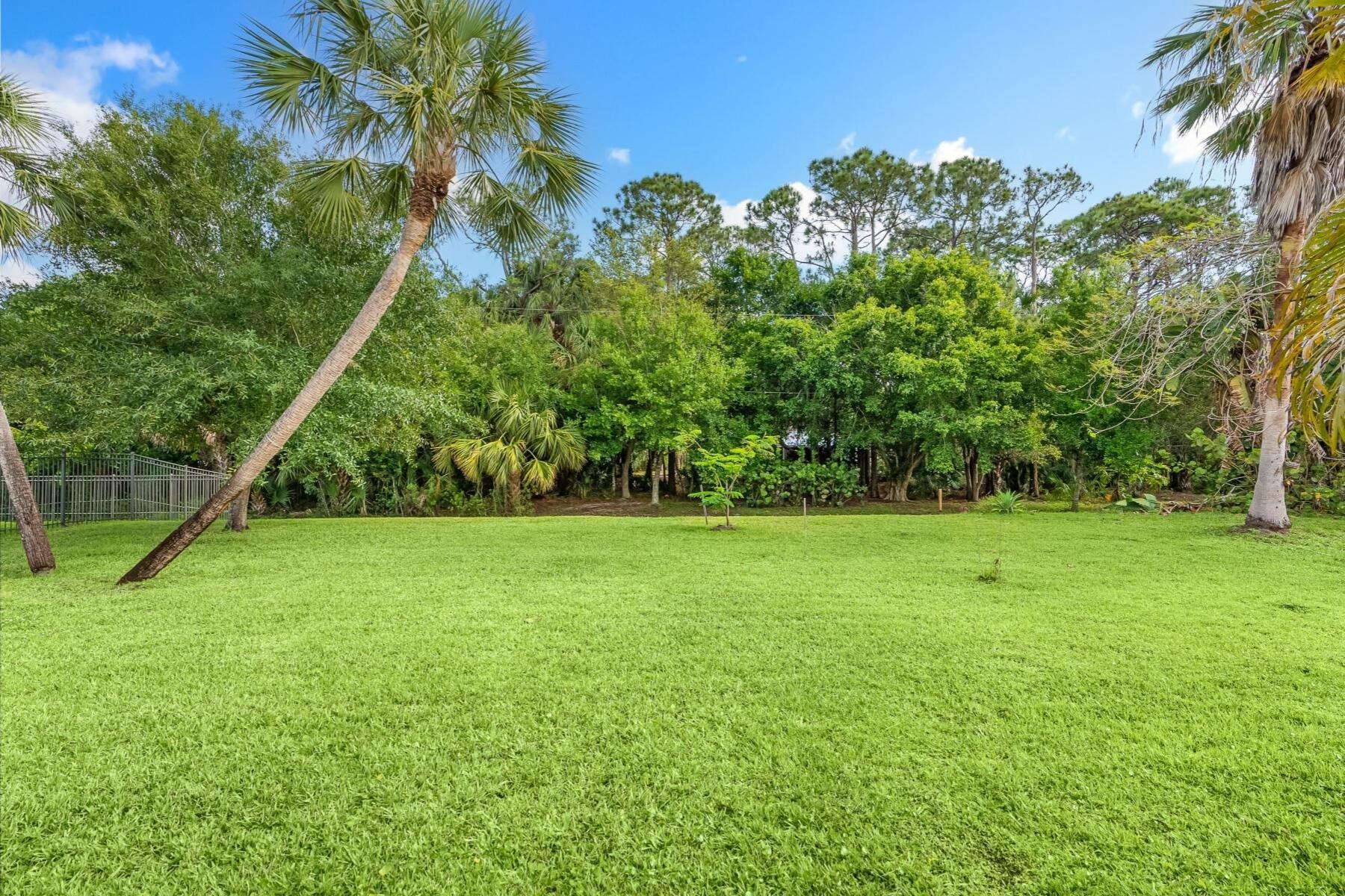 EMERALD ESTATES SUB - Residential