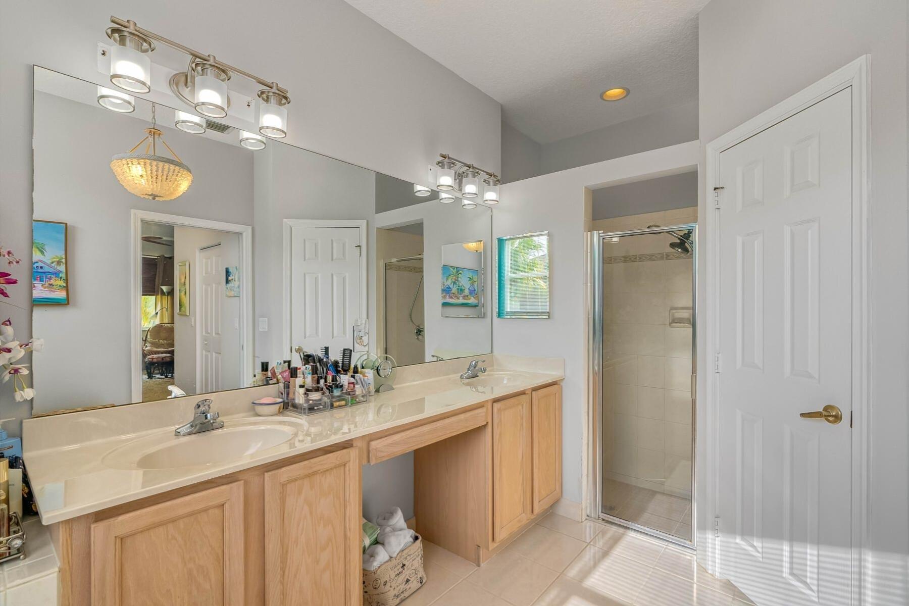 EMERALD ESTATES SUB - Residential