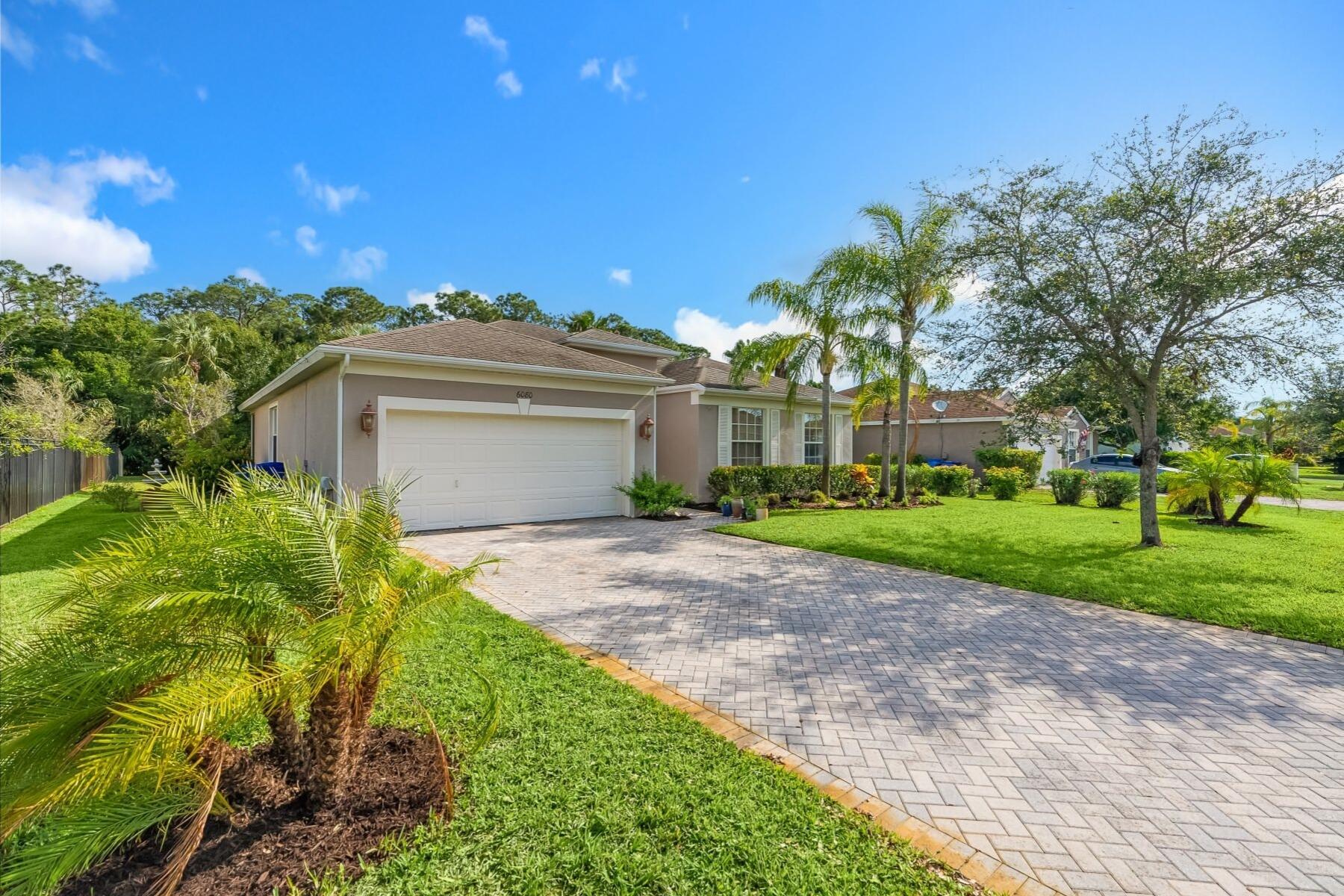 EMERALD ESTATES SUB - Residential