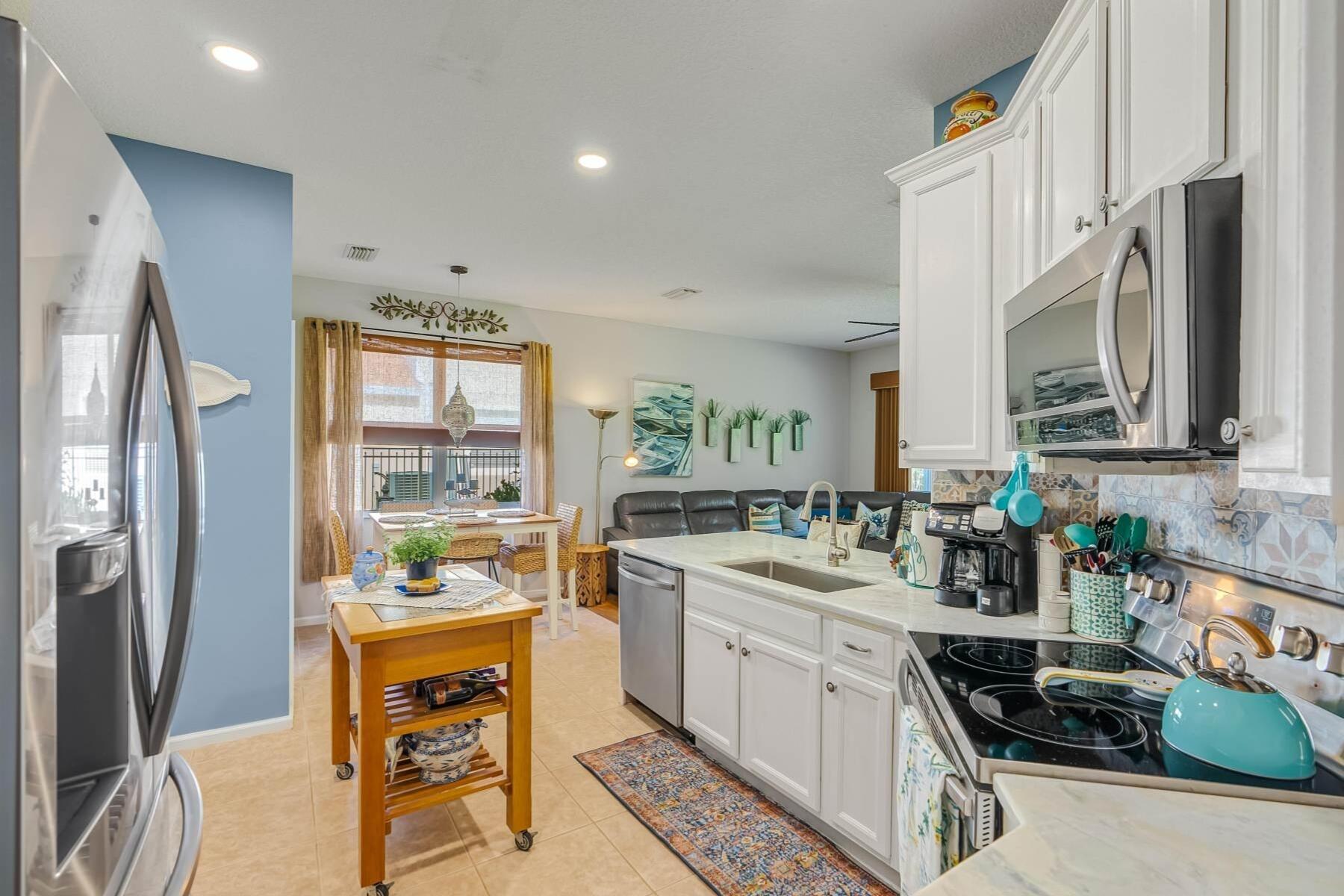 EMERALD ESTATES SUB - Residential