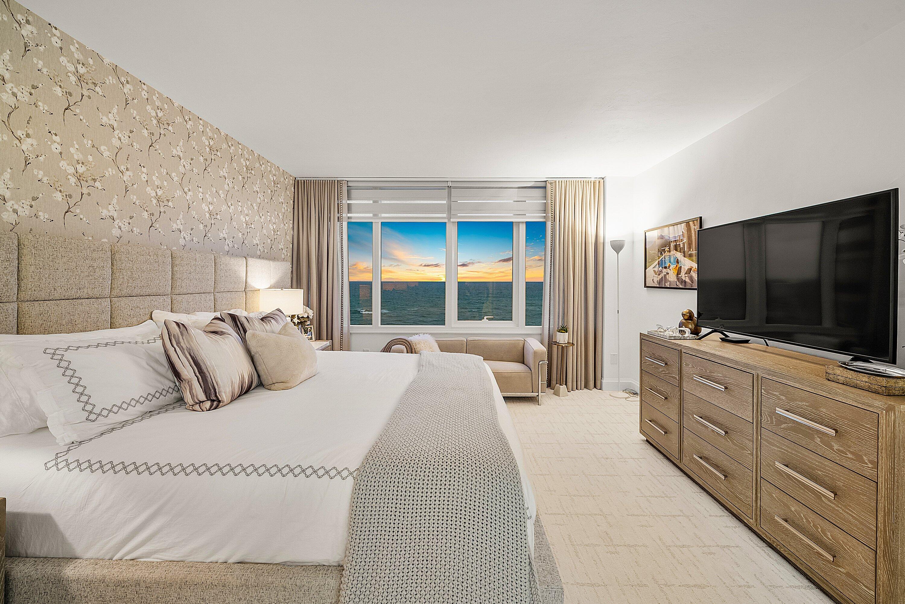 SABAL POINT APTS CONDO - Residential