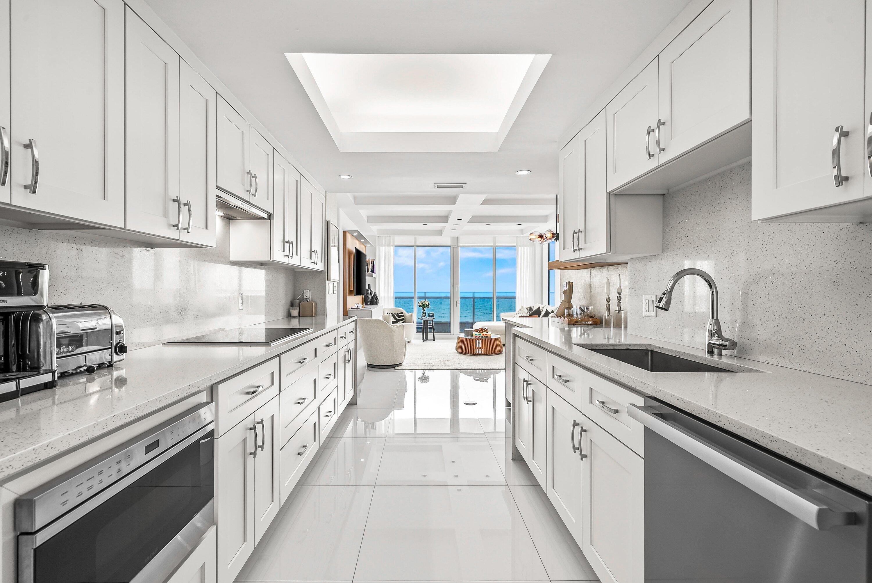 SABAL POINT APTS CONDO - Residential