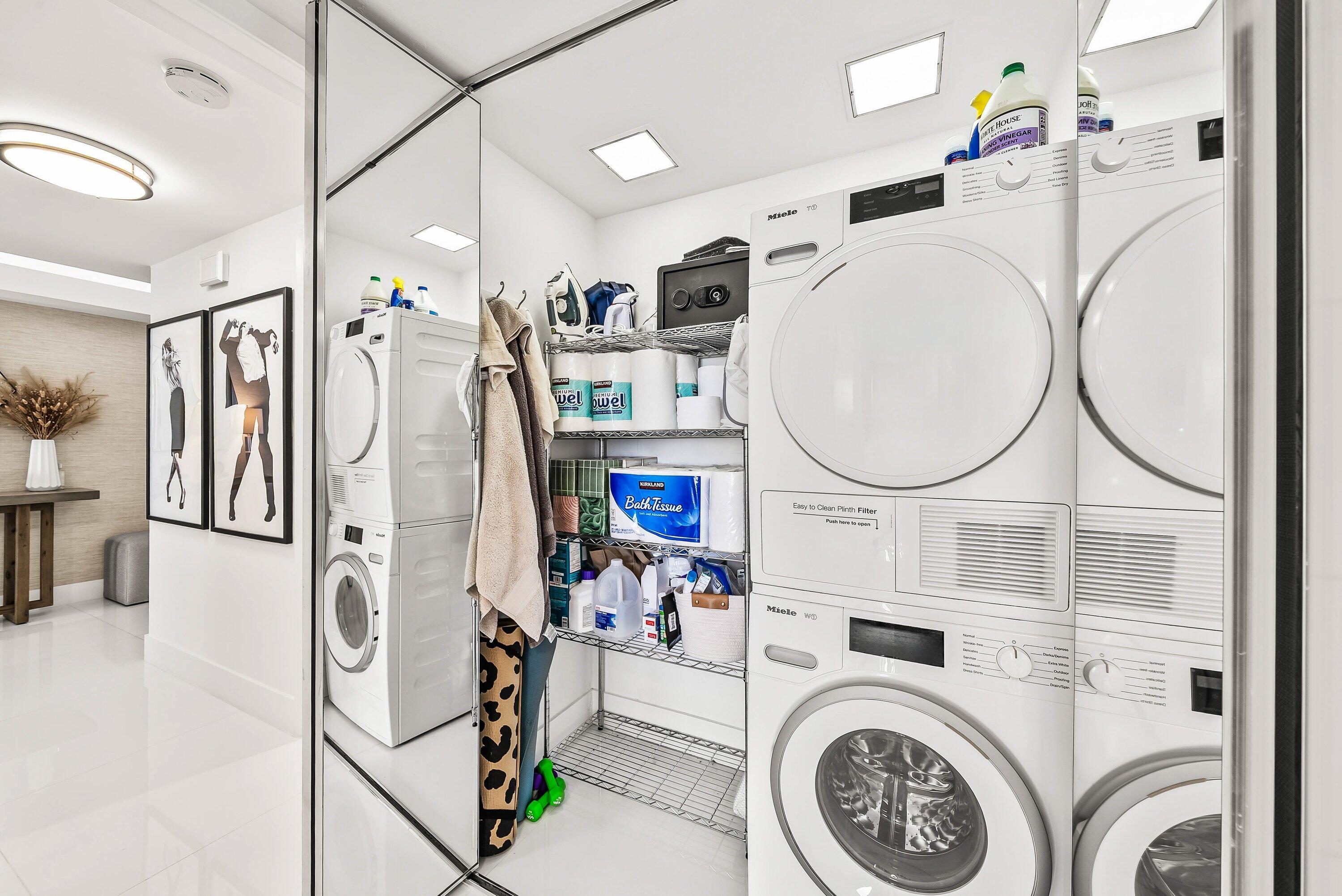 SABAL POINT APTS CONDO - Residential