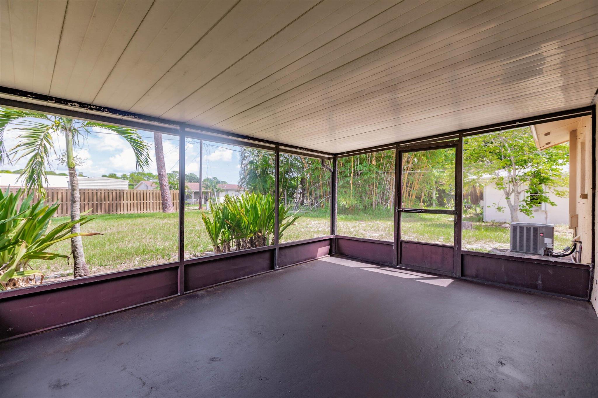 PORT ST LUCIE SECTION 3 - Residential