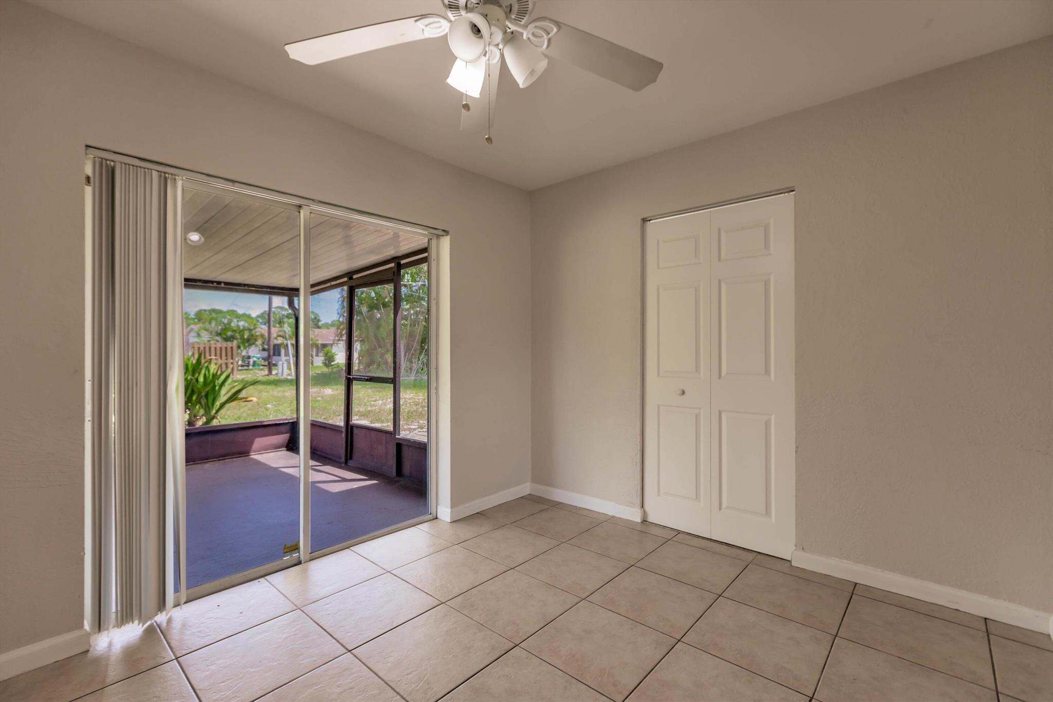 PORT ST LUCIE SECTION 3 - Residential