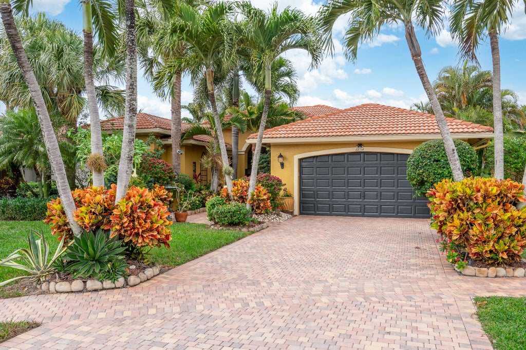 Photo of 6854 Caviro Lane, Boynton Beach, FL 33437 (MLS # R10773242)
