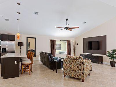 PARKWOOD V - Residential Lease