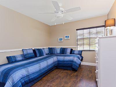 PARKWOOD V - Residential Lease