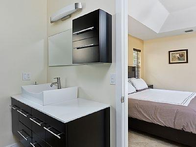 PARKWOOD V - Residential Lease