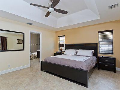 PARKWOOD V - Residential Lease