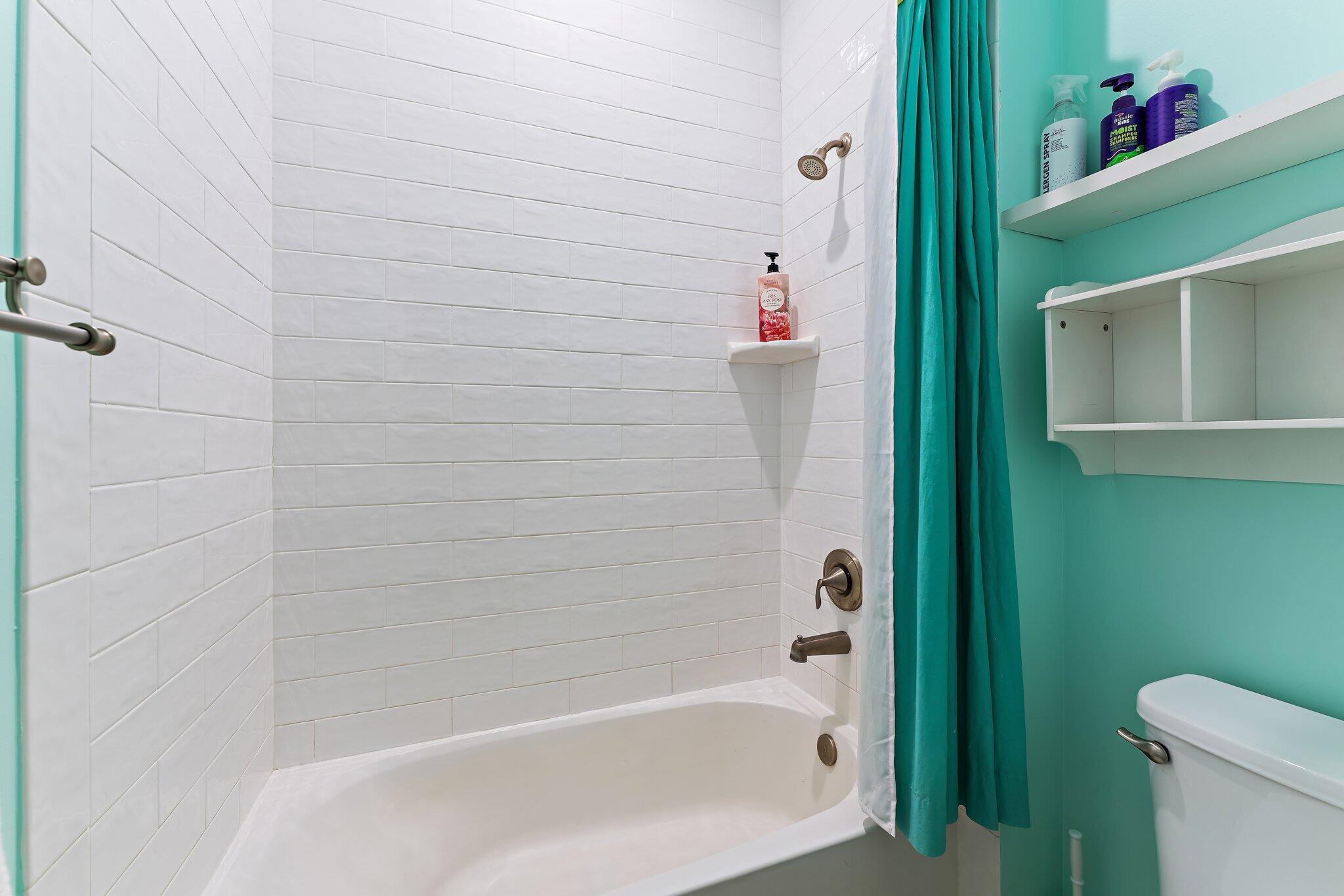 SONOMA ISLES - Residential Lease