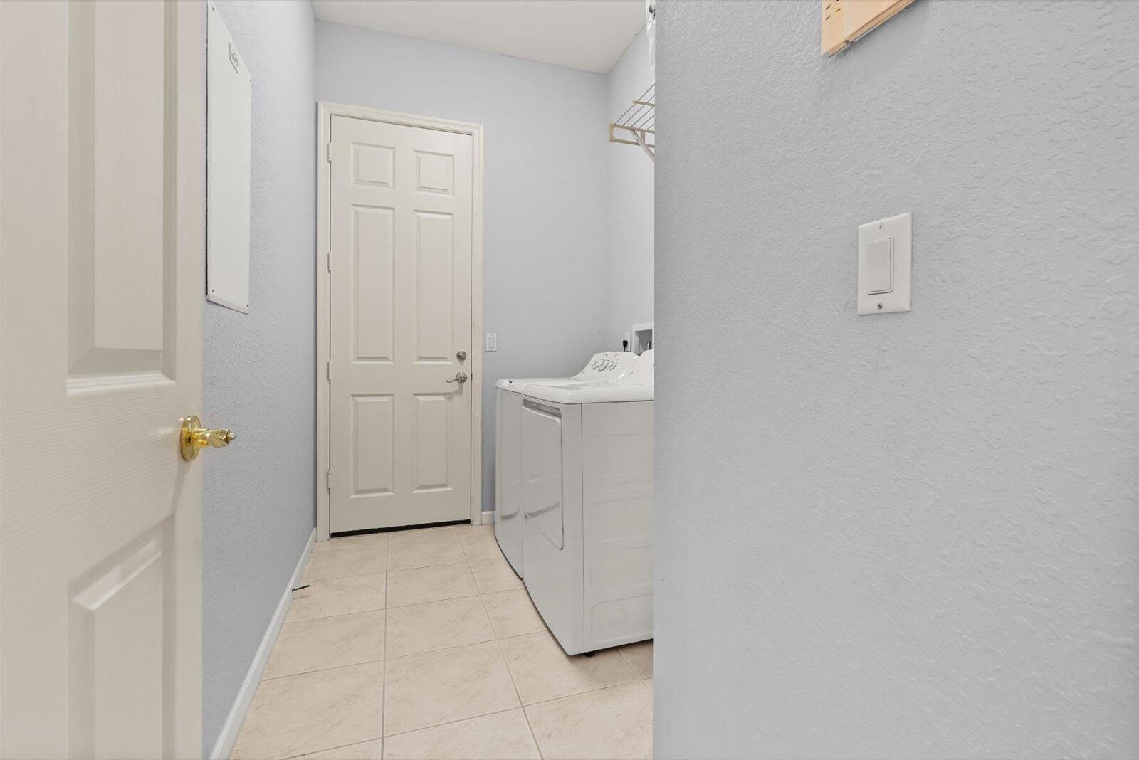 VIZCAYA FALLS PLAT 1 - Residential