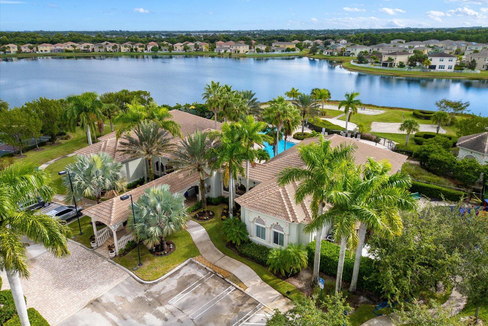 VIZCAYA FALLS PLAT 1 - Residential