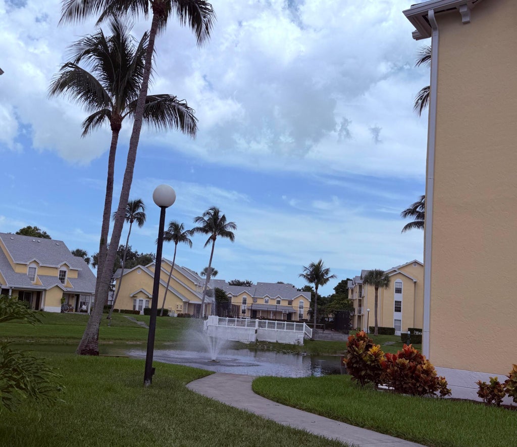 Photo of 6347 LA COSTA Drive #B, Boca Raton, FL 33433 (MLS # B26066493)