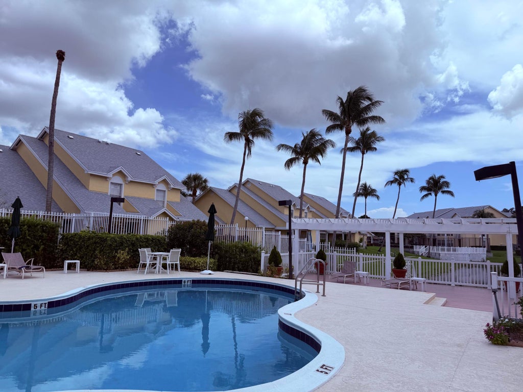 Photo of 6347 LA COSTA Drive #B, Boca Raton, FL 33433 (MLS # B26066493)