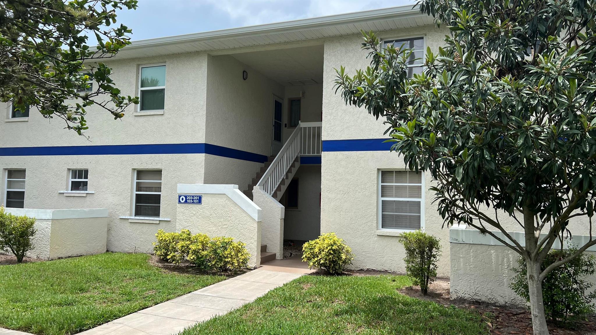 MIDPORT PLACE I, A CONDOM - Residential Lease