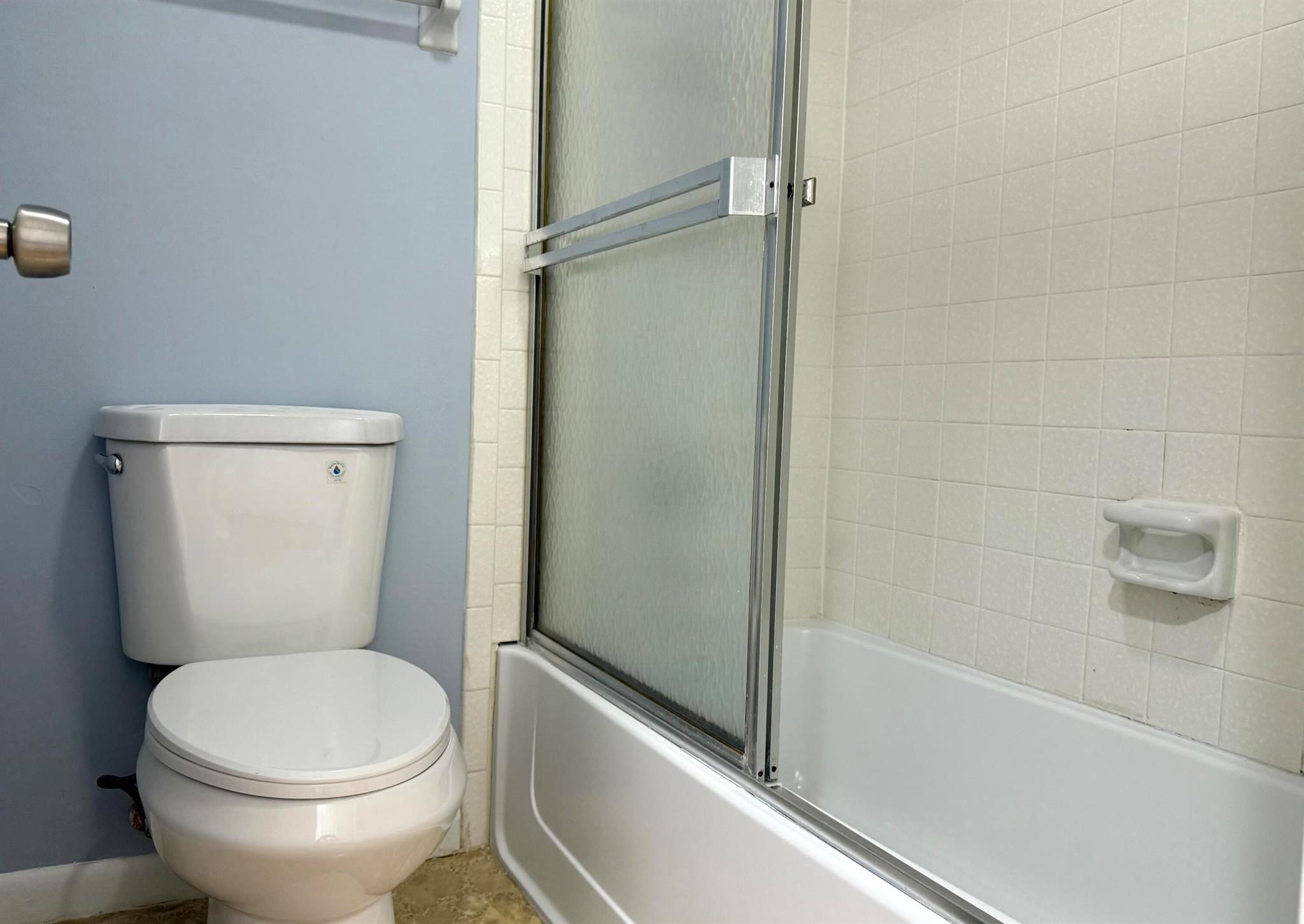 MIDPORT PLACE I, A CONDOM - Residential Lease
