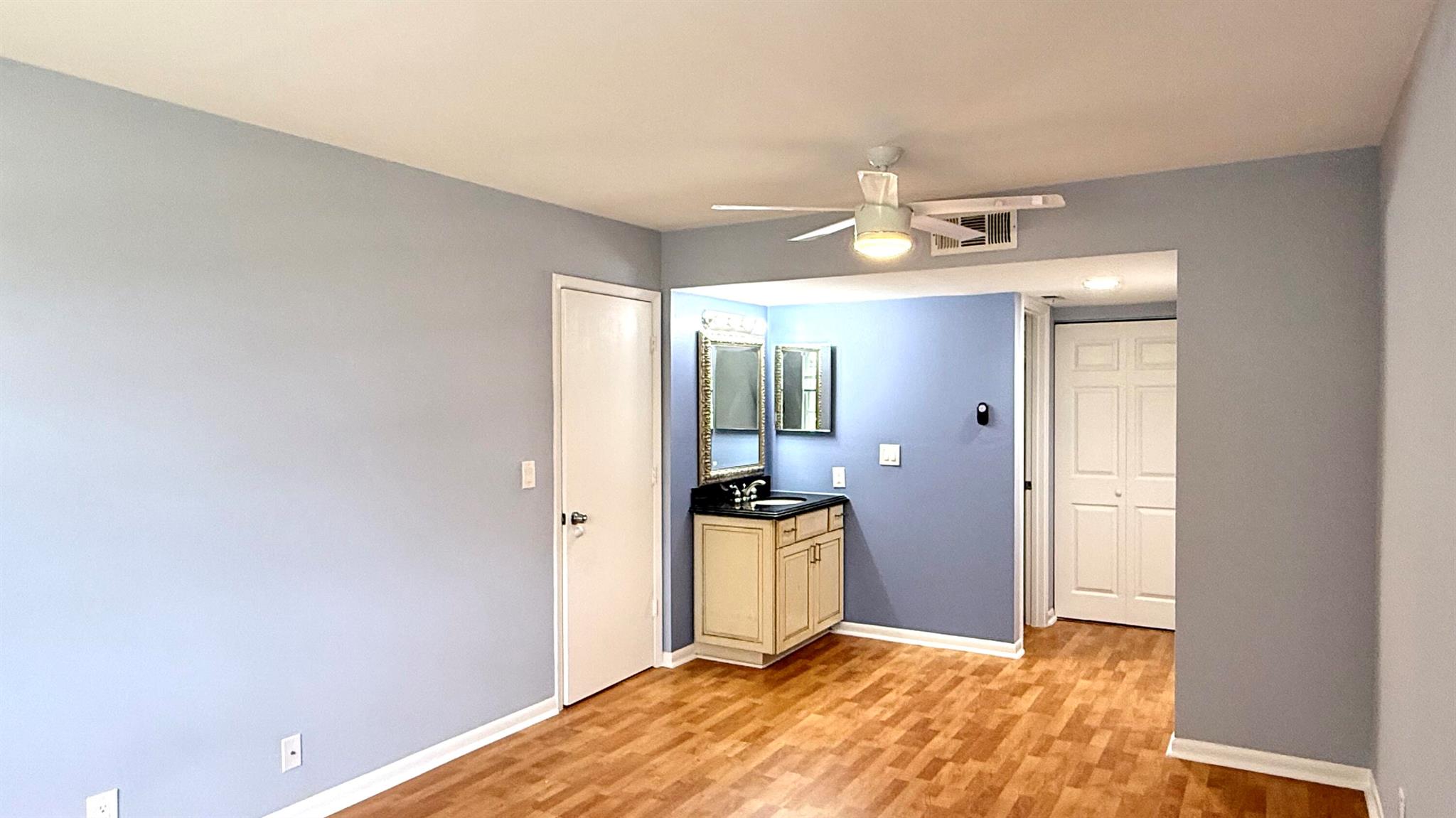 MIDPORT PLACE I, A CONDOM - Residential Lease
