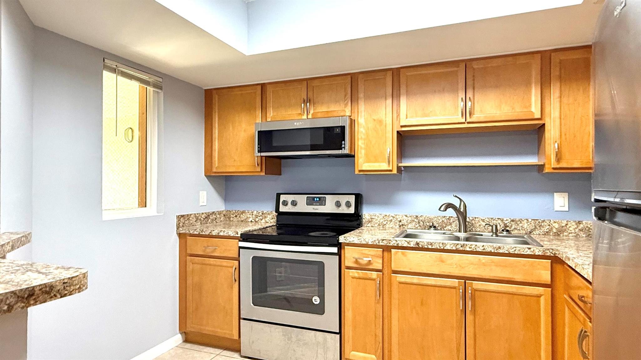 MIDPORT PLACE I, A CONDOM - Residential Lease