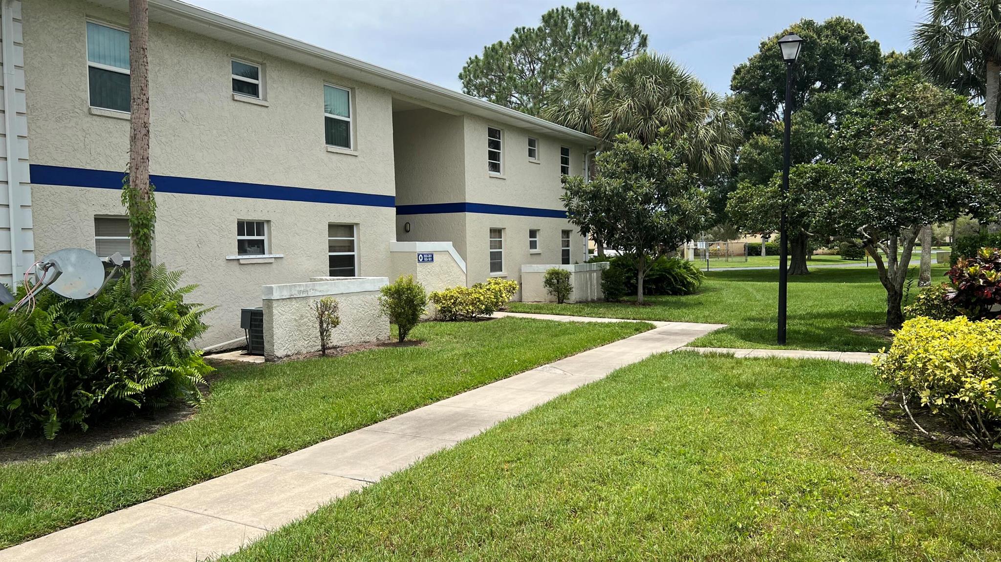 MIDPORT PLACE I, A CONDOM - Residential Lease