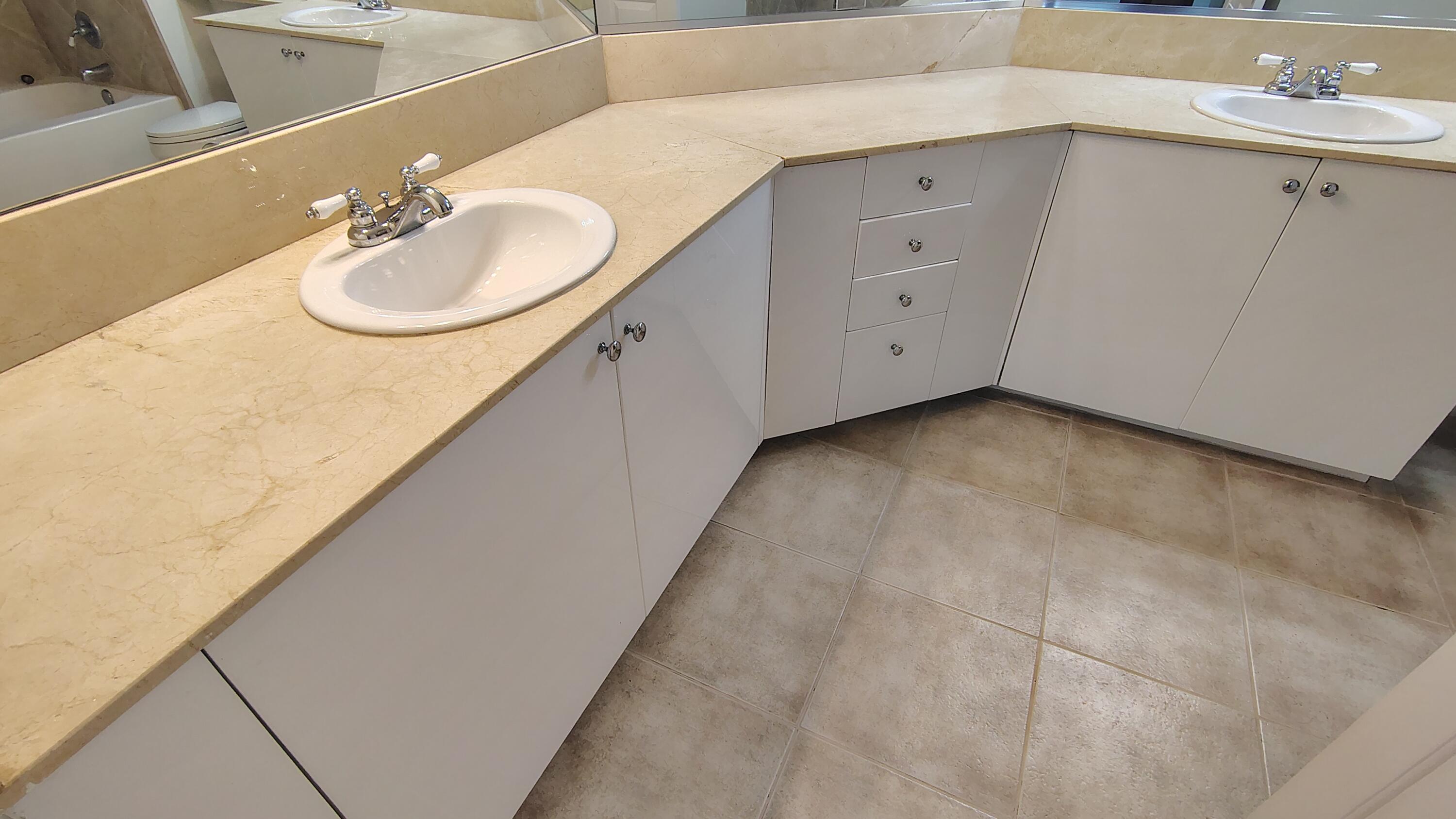 MOORINGS AT LANTANA CONDO 3 - Residential Lease