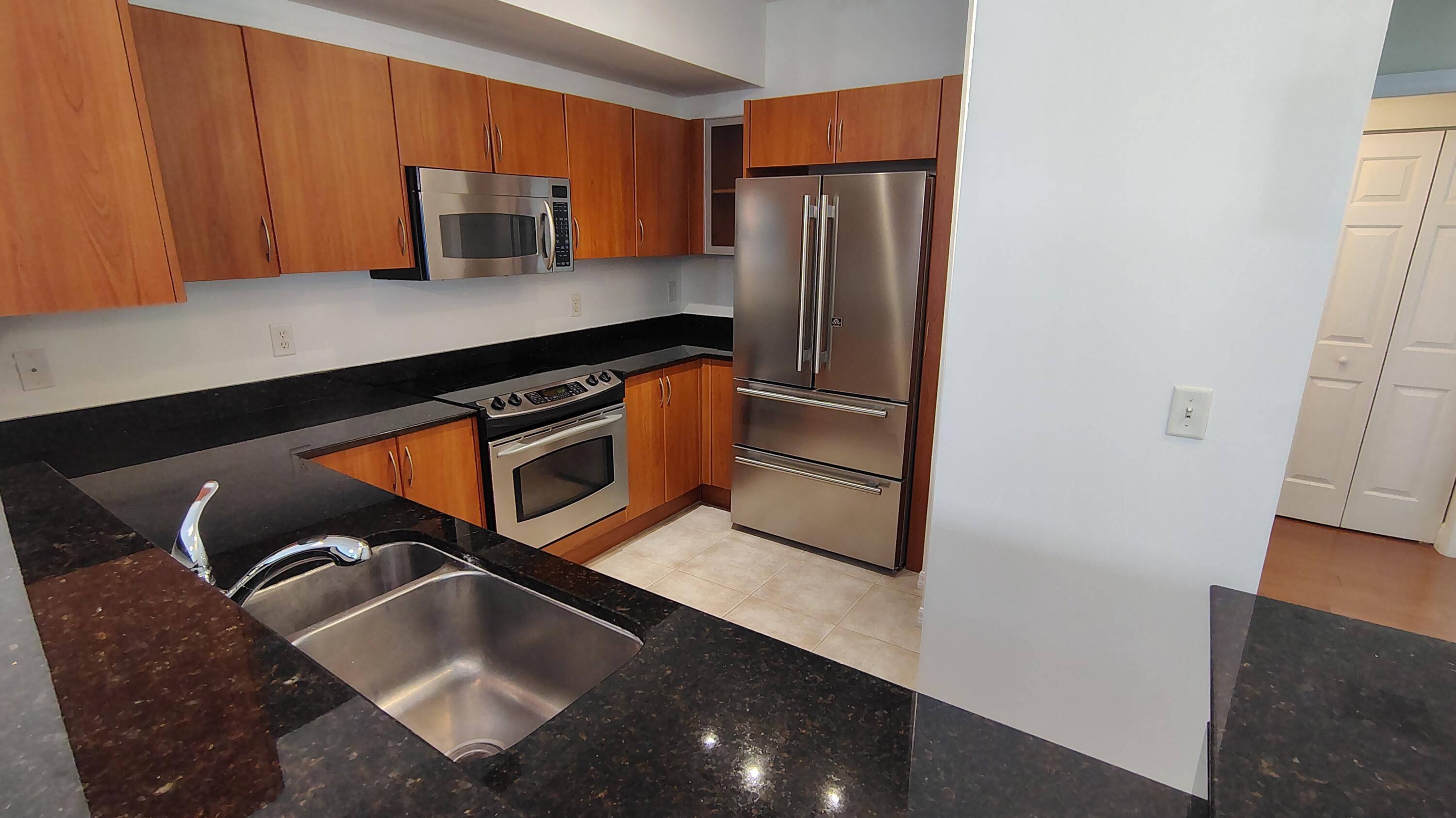 MOORINGS AT LANTANA CONDO 3 - Residential Lease