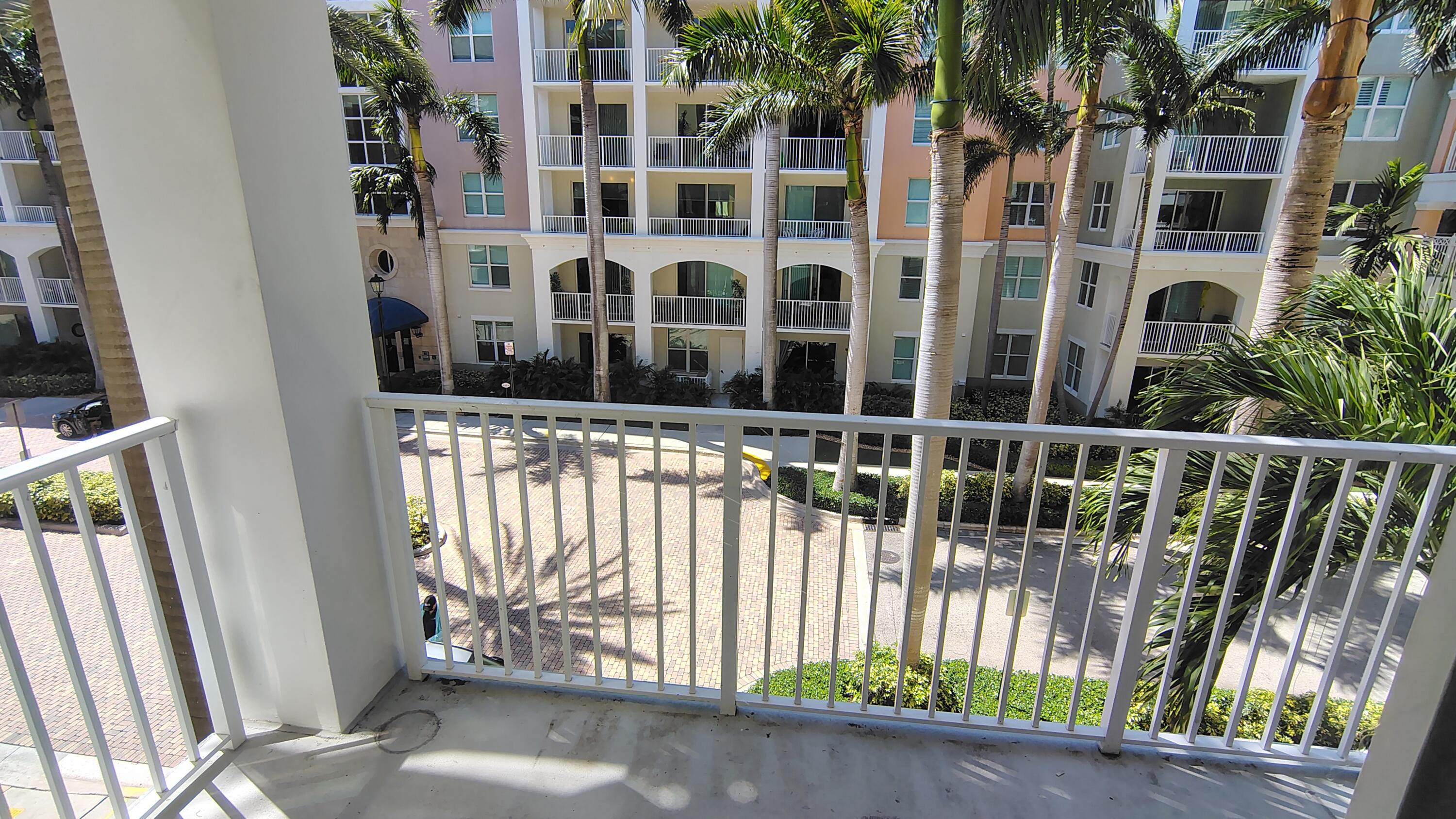 MOORINGS AT LANTANA CONDO 3 - Residential Lease