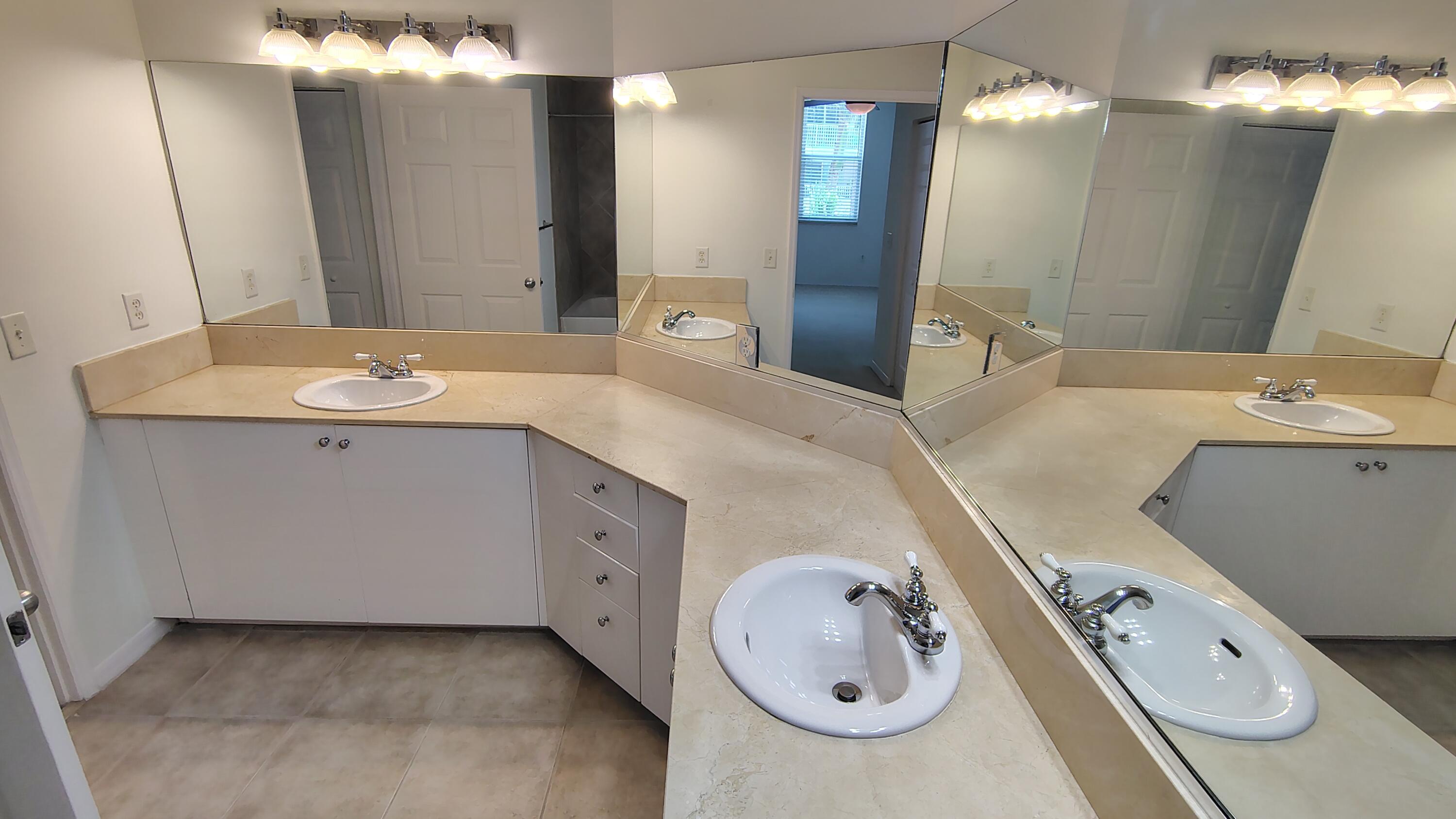 MOORINGS AT LANTANA CONDO 3 - Residential Lease