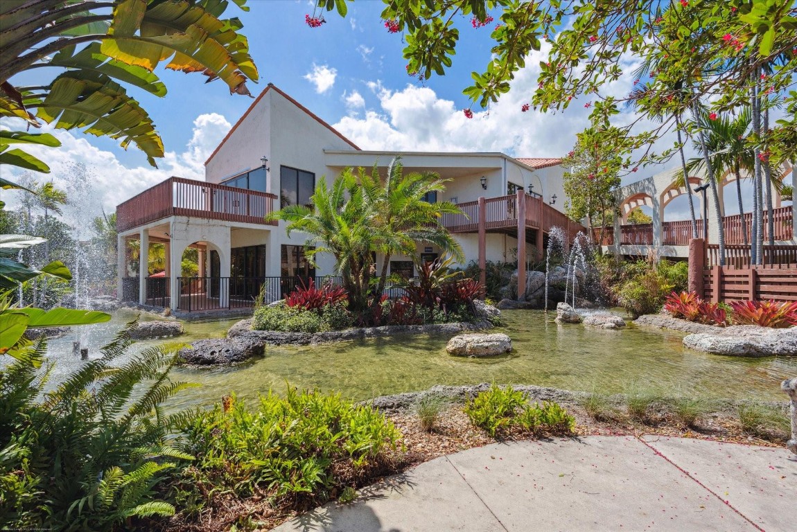 Embassy Square - Residential