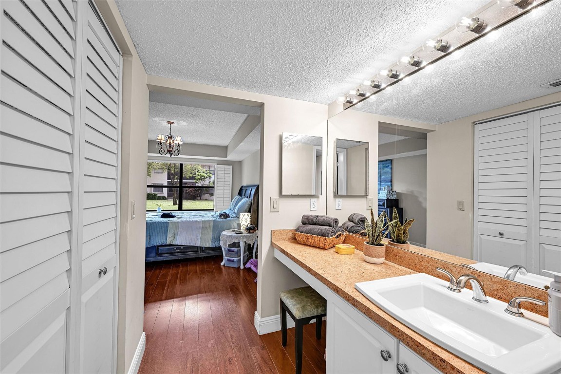 Embassy Square - Residential