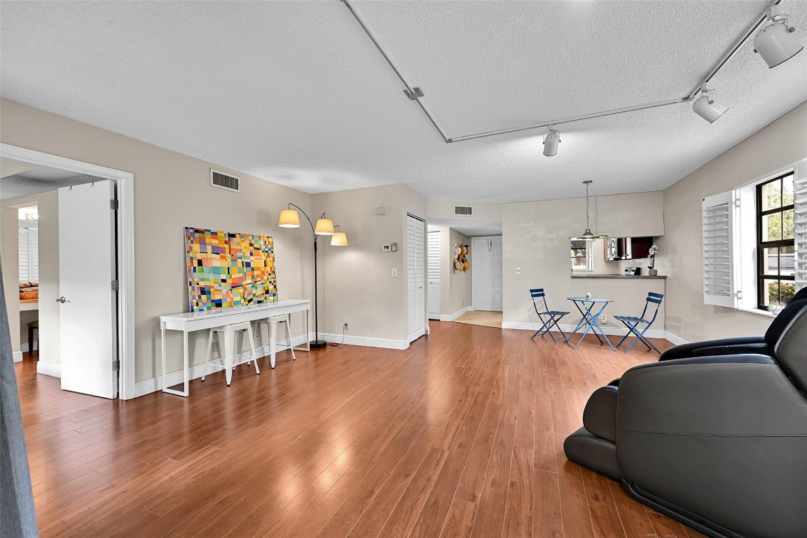 Embassy Square - Residential