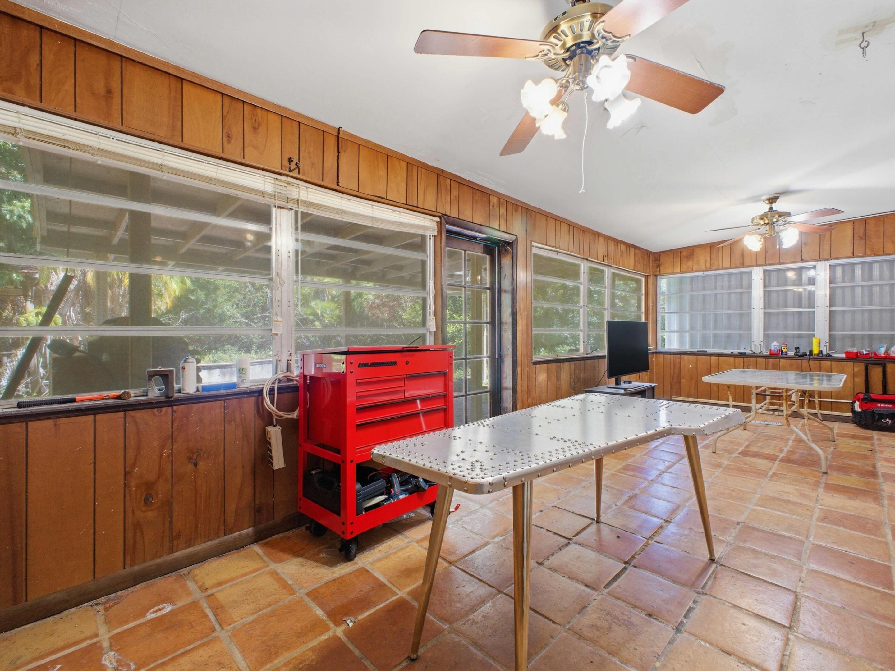 DEER RUN SPRINGS - Residential