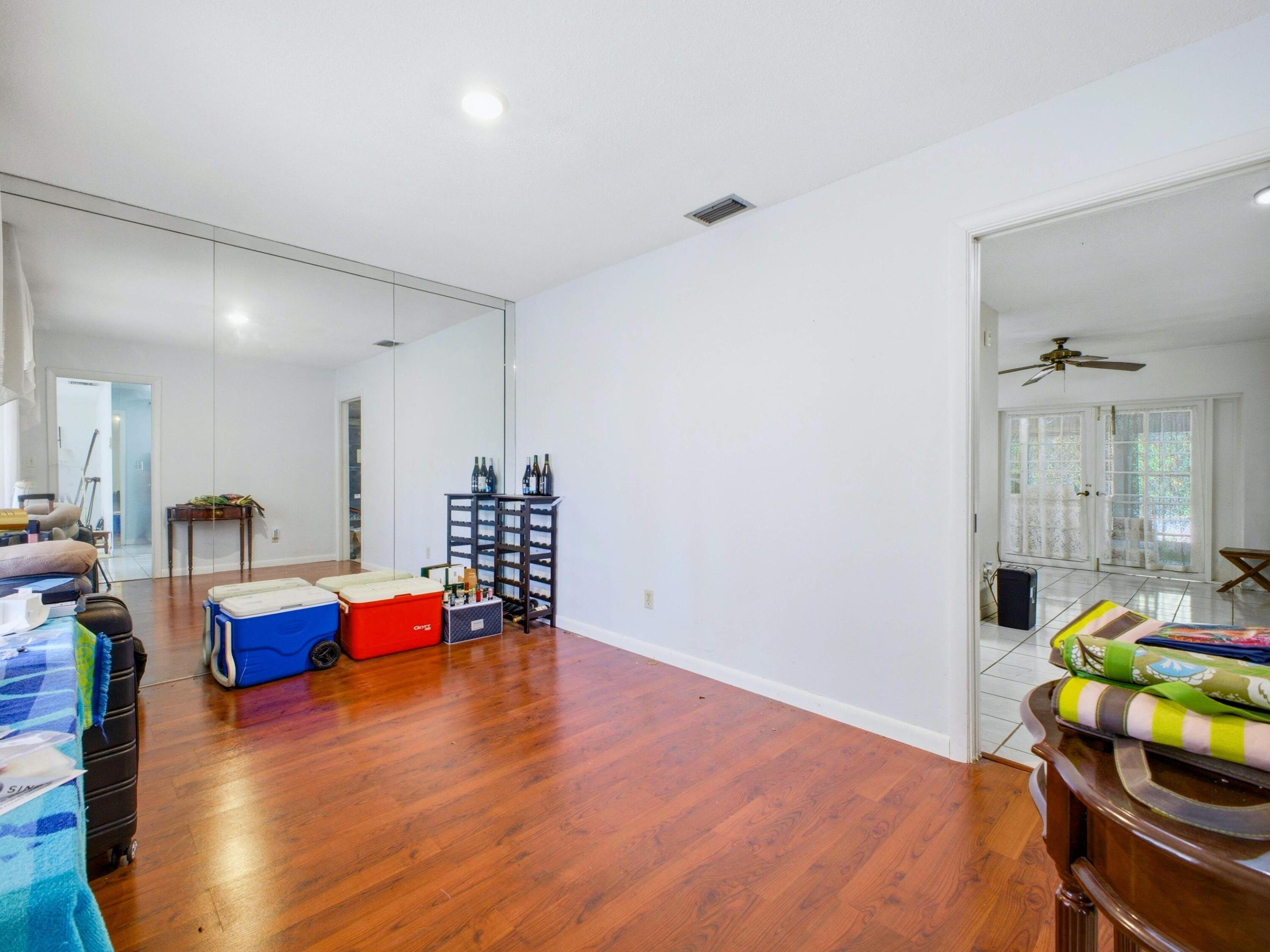 DEER RUN SPRINGS - Residential